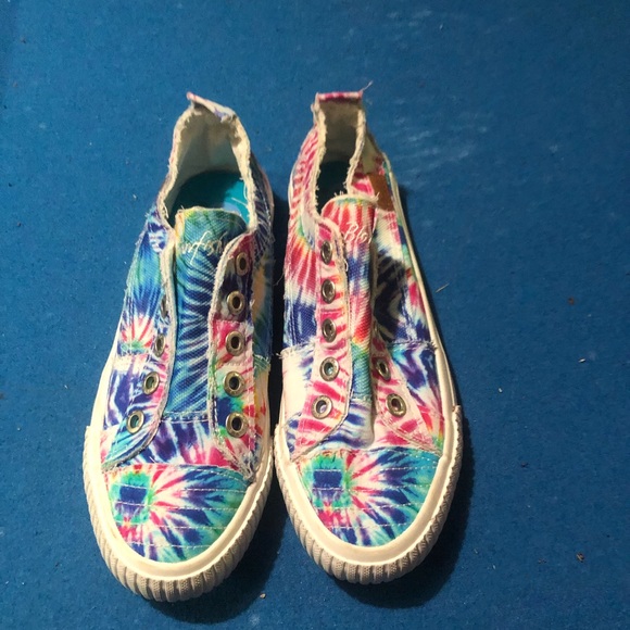 Blowfish Shoes - Blowfish tie dyed tennis shoes Size 7.5